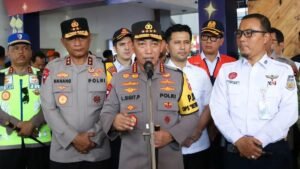 Aktivis Disiram Air Keras, Prabowo Perintahkan Kapolri Usut Tuntas