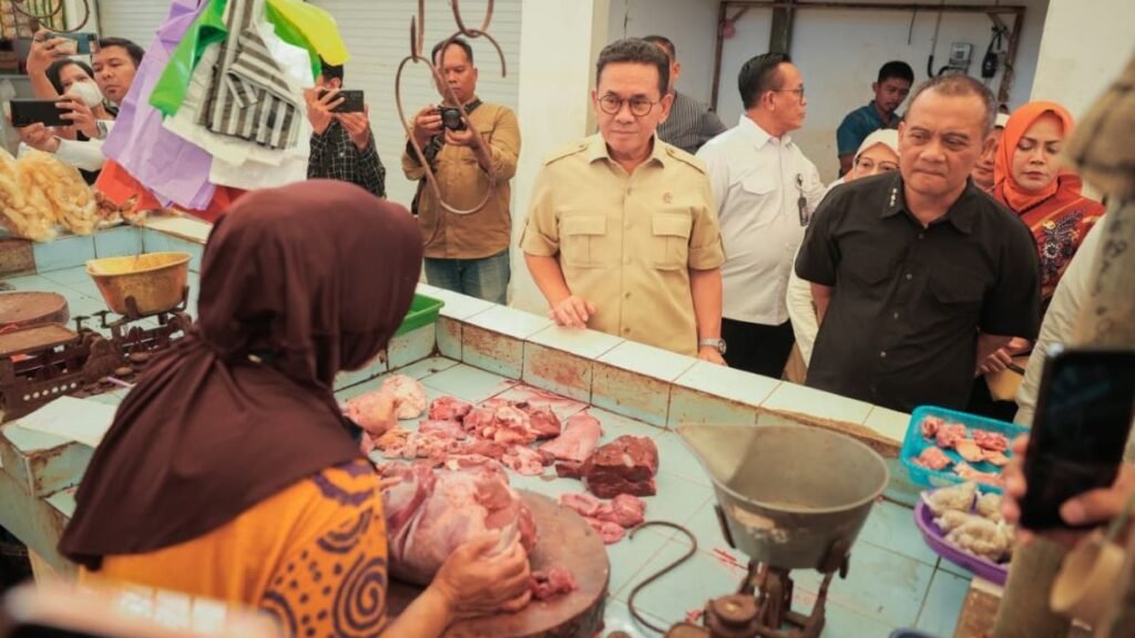 Gubernur dan Mendag Sidak Pasar di Kudus