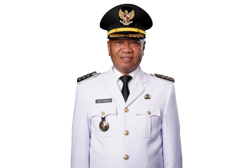 Terangkap Tangan KPK, Ini Profil Bupati Tulungagung Gatut Sunu Wibowo