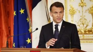 Macron Ajak Negara Dunia Kurangi Ketergantungan pada AS