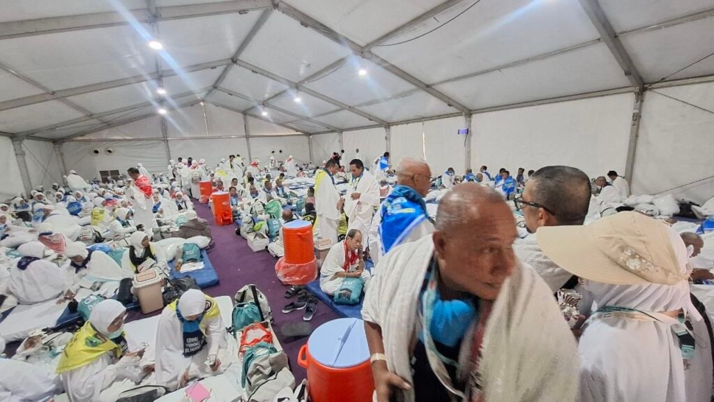 Jamaah Haji Mulai Bergerak ke Arafah, Kemenhaj : Jaga Kesehatan Selama Armuzna