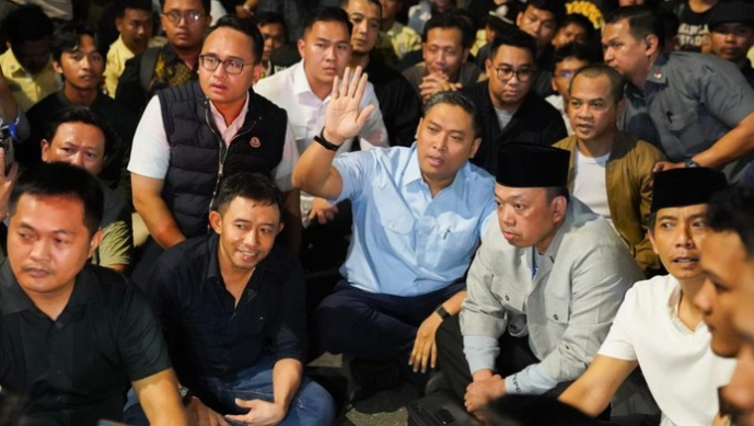 Sempat Berdiskusi 30 Menit, Wamentan Bantah Kabur Diskusi di UGM