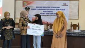 Komitmen Pemkab Kendal Lindungi Pekerja Rentan, Ribuan Warga Dapat Jaminan Sosial Ketenagakerjaan