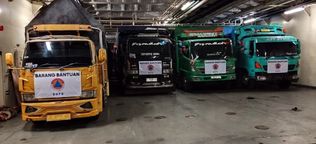 Pengungsi Bencana di NTT Dapat 954 Ton Bantuan Logistik, Disalurkan BNPB