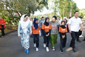 100 Penyandang Disabilitas Semringah Masuk Istana Agung, Foto Bareng Tamu Penting dan Lihat Museum