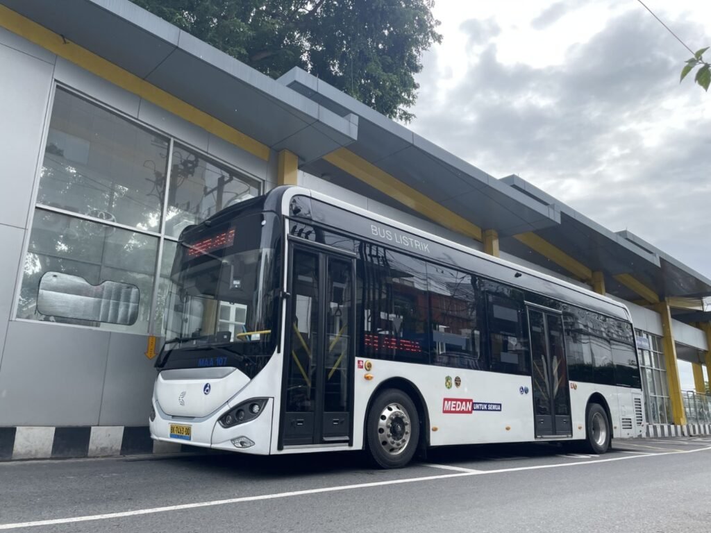 Menimbang Ulang Subsidi Transportasi: Saatnya Menggeser Fokus dari Motor ke Bus Listrik