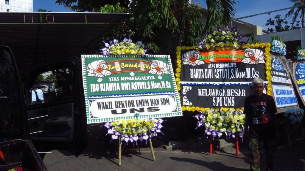 karangan_bunga_rektor_uns