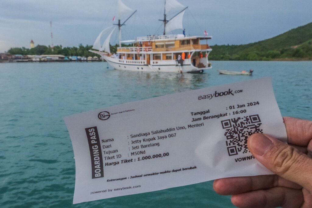 Kapal_Phinisi_Kepulauan_Riau2